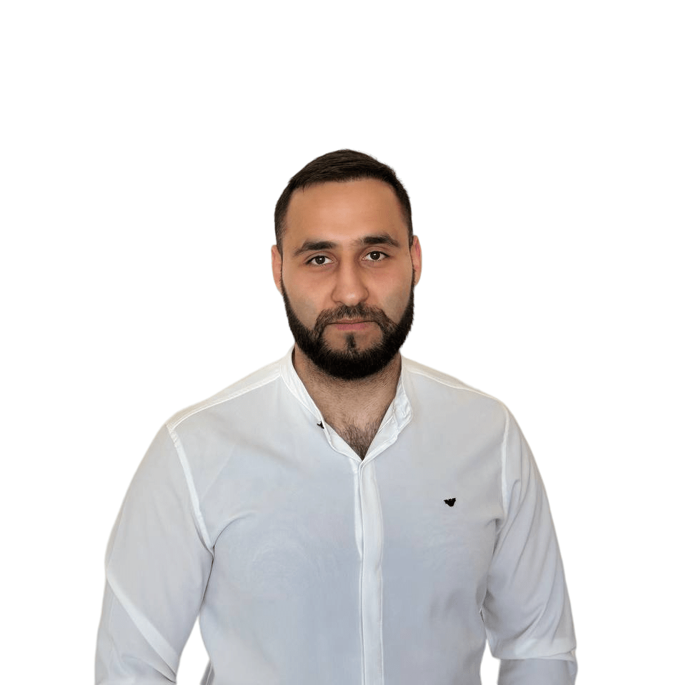 Руслан Робертович Ростомов