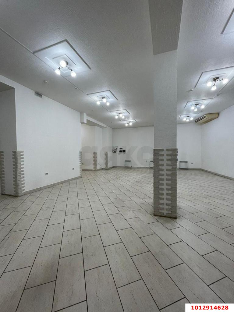 Фото №12: Коммерция 197 м² - Армавир, мкр. Родина, ул. Советской Армии, 36