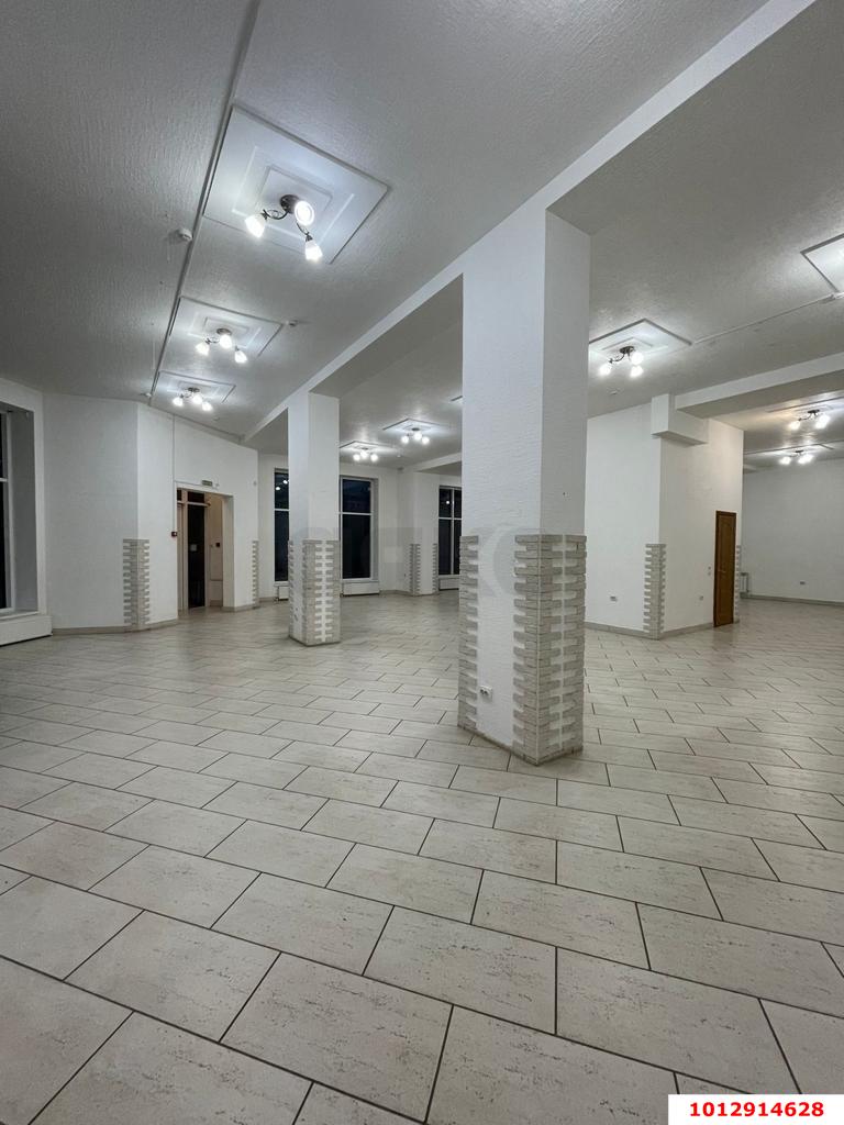 Фото №6: Коммерция 197 м² - Армавир, мкр. Родина, ул. Советской Армии, 36