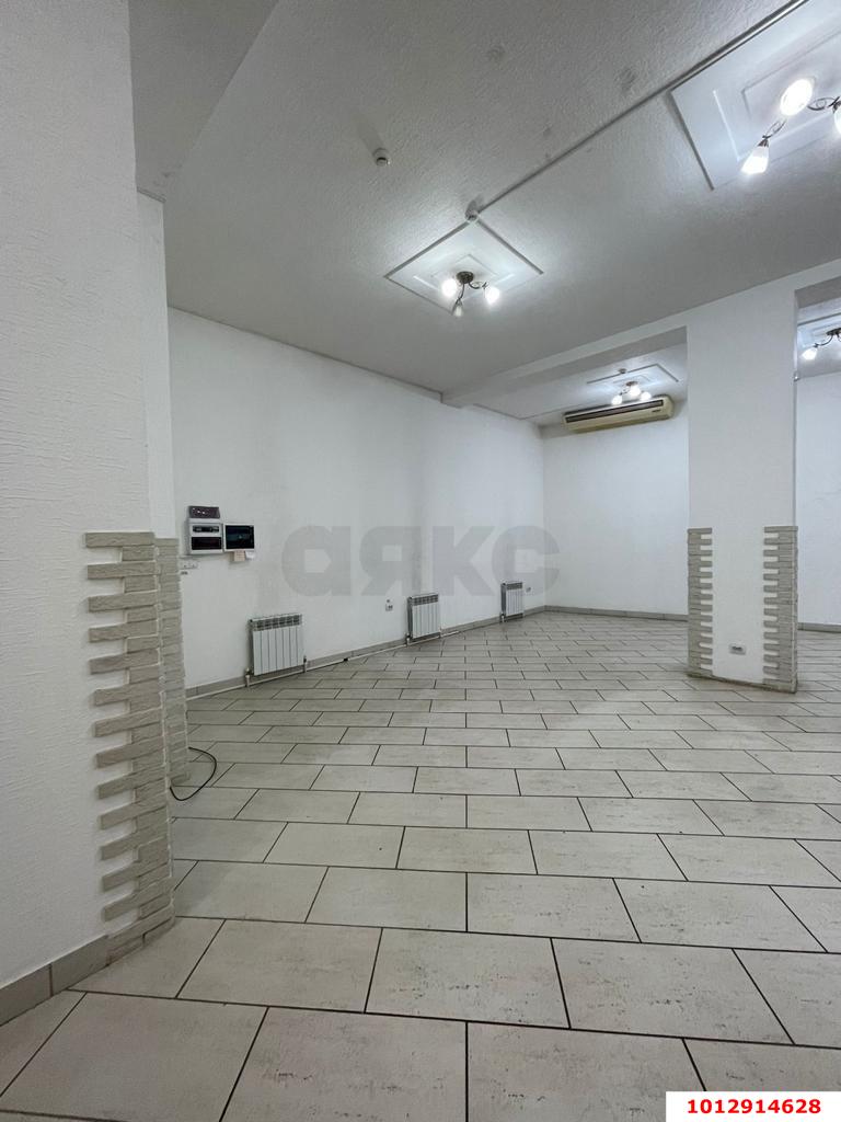 Фото №8: Коммерция 197 м² - Армавир, мкр. Родина, ул. Советской Армии, 36