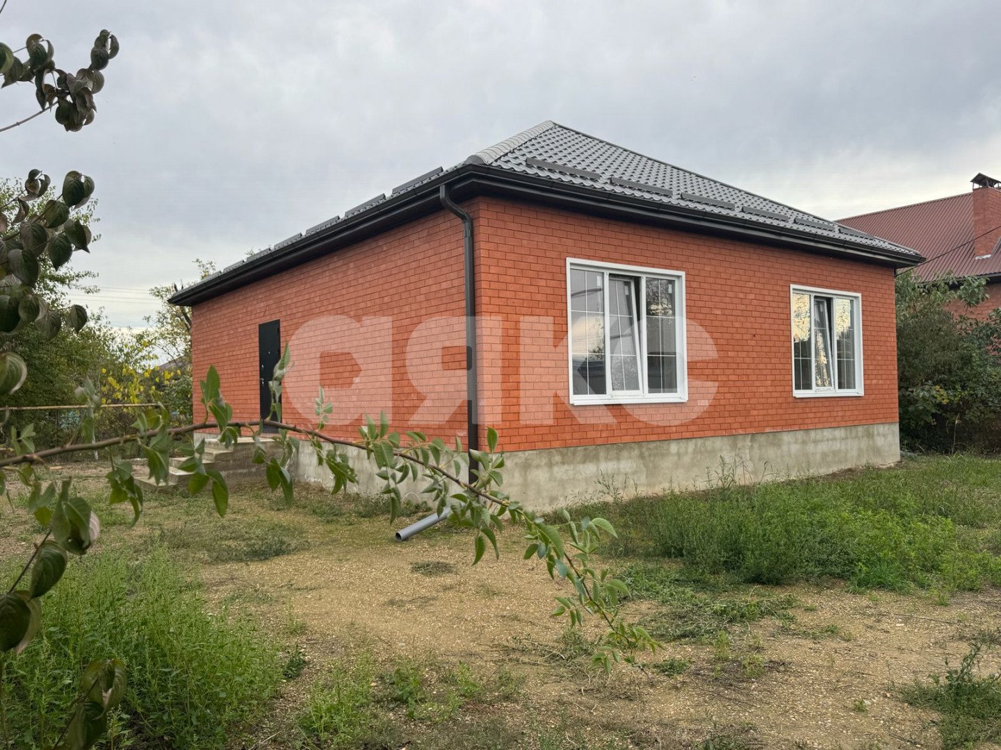 Фото №1: Дом 105 м² + 5.5 сот. - Армавир, мкр. СНТ Дары Кубани, пр-д Малиновый, 75