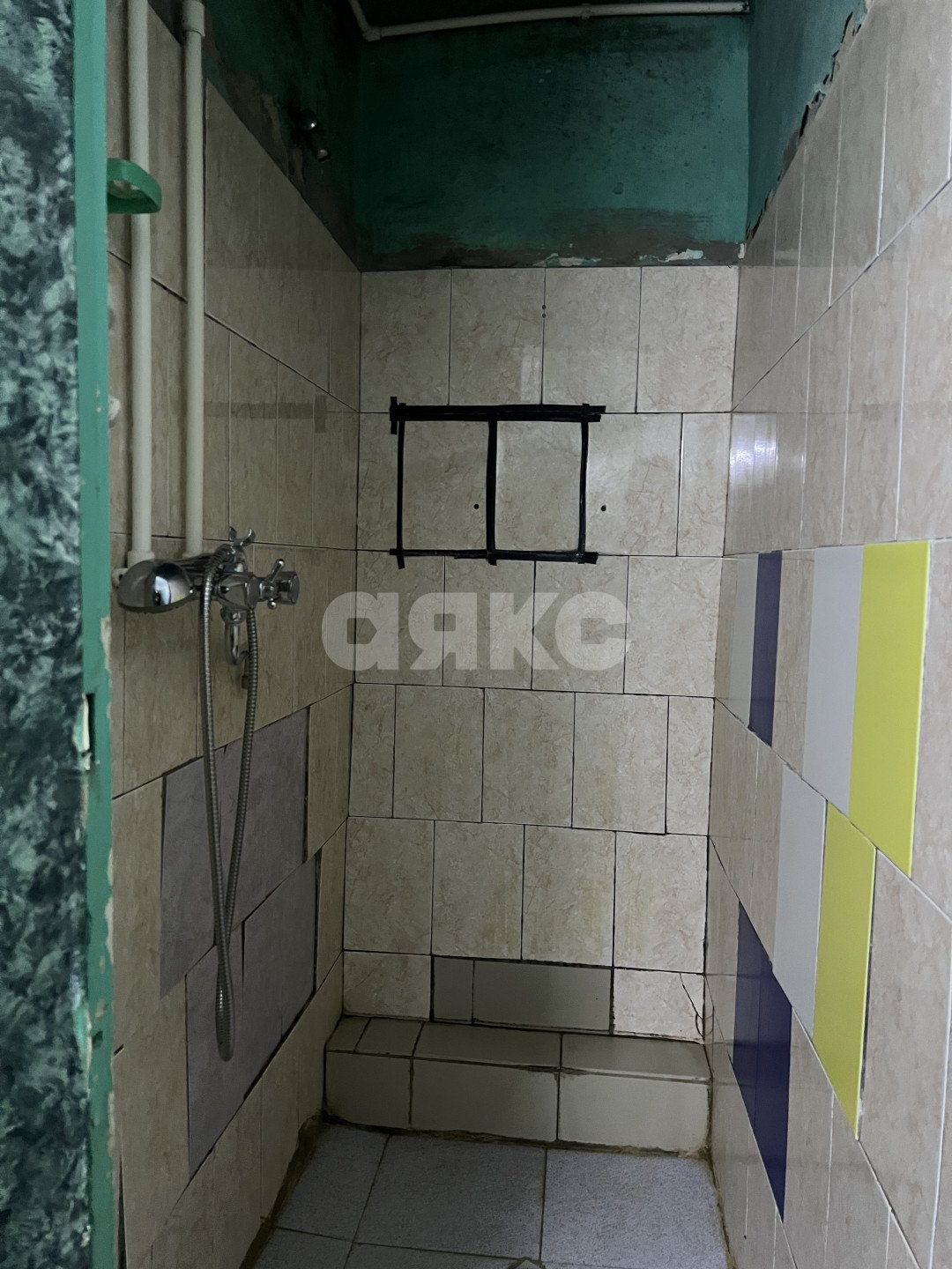 Фото №3: Комната 13 м² - Армавир, мкр. Электротехнический, ул. Матвеева, 20