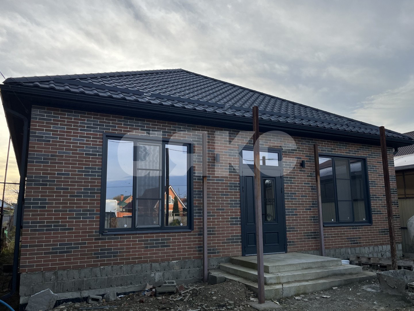 Фото №1: Дом 150 м² + 5.5 сот. - Армавир, ул. Татьяны Соломахи