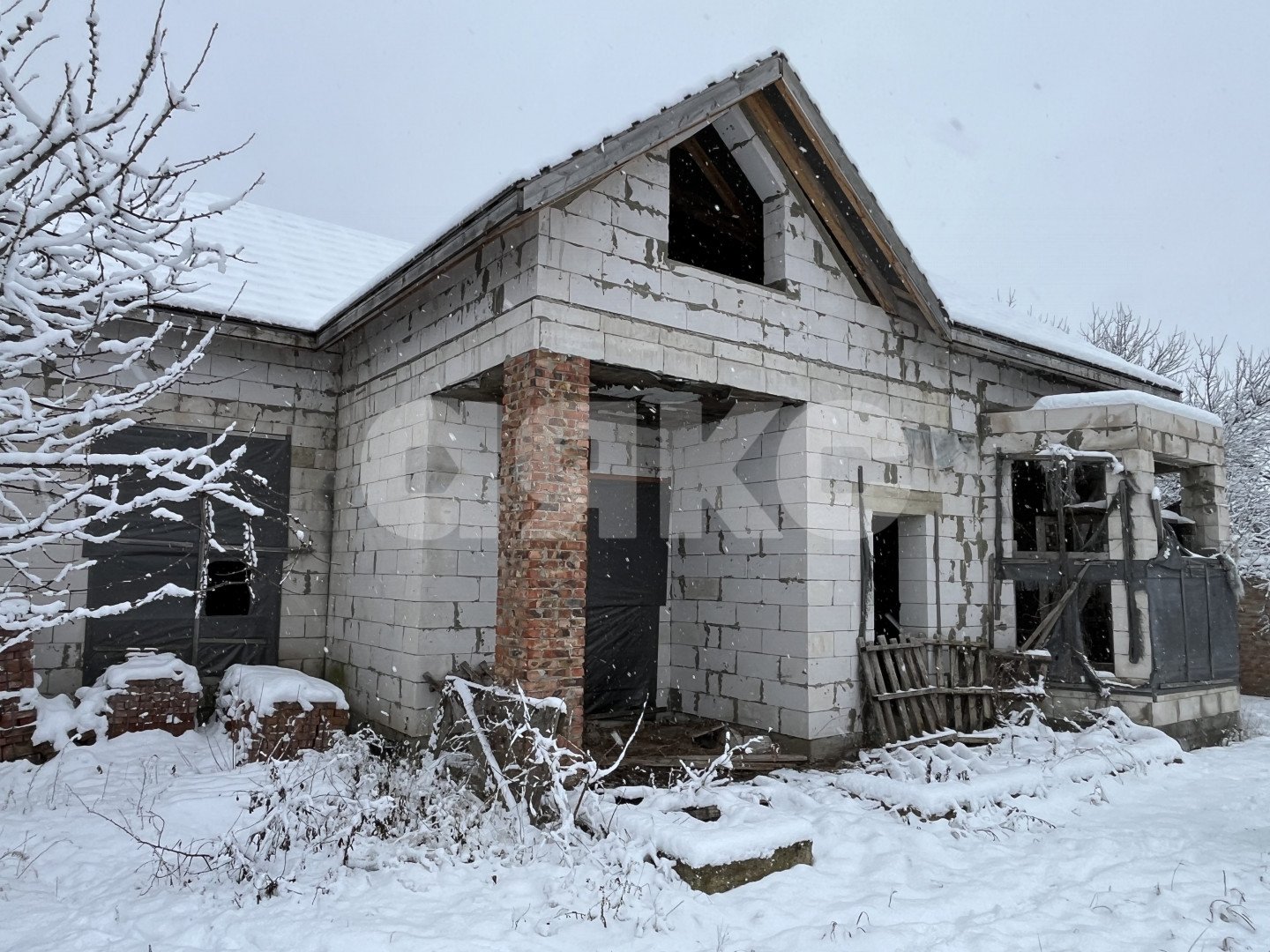 Фото №3: Дом 200 м² + 6.5 сот. - Армавир, мкр. СНТ Урупское, пр-д 5-й Декоративный, 16