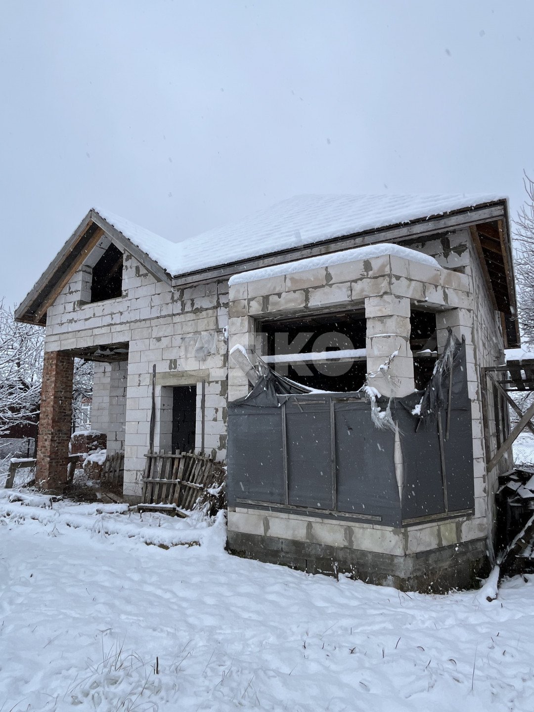 Фото №1: Дом 200 м² + 6.5 сот. - Армавир, мкр. СНТ Урупское, пр-д 5-й Декоративный, 16