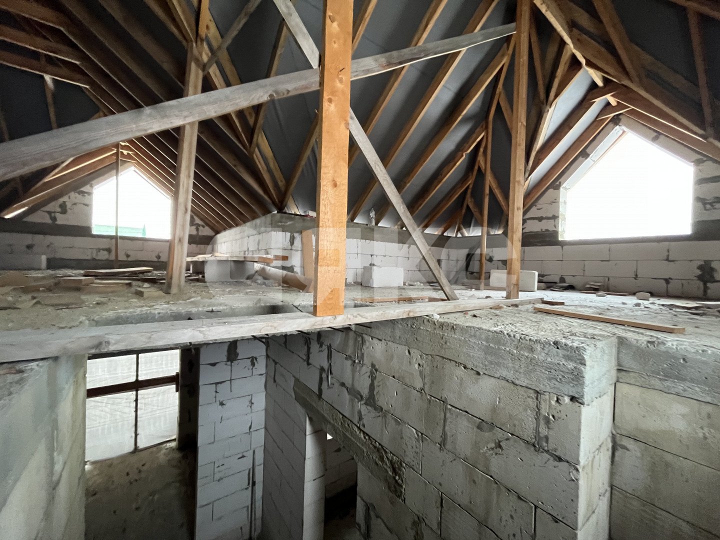 Фото №11: Дом 200 м² + 6.5 сот. - Армавир, мкр. СНТ Урупское, пр-д 5-й Декоративный, 16