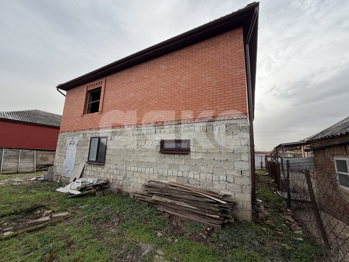 Фото №3: Дом 250 м² + 16 сот. - Старая, ул. Дружбы