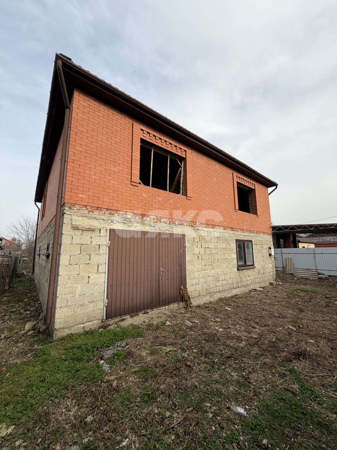 Фото №2: Дом 250 м² + 16 сот. - Старая, ул. Дружбы