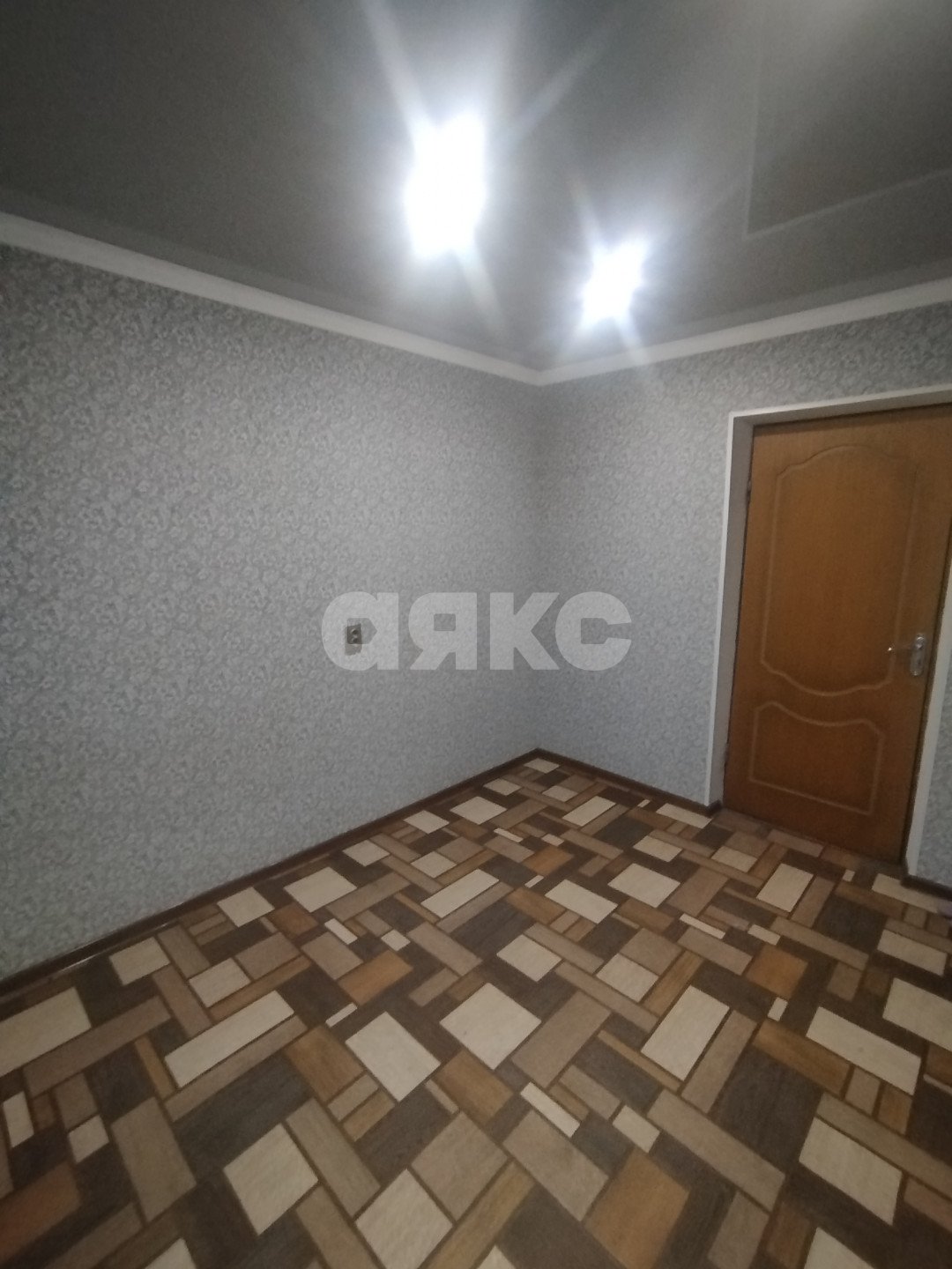 Фото №5: Комната 13 м² - Армавир, мкр. Электротехнический, ул. Матвеева, 20