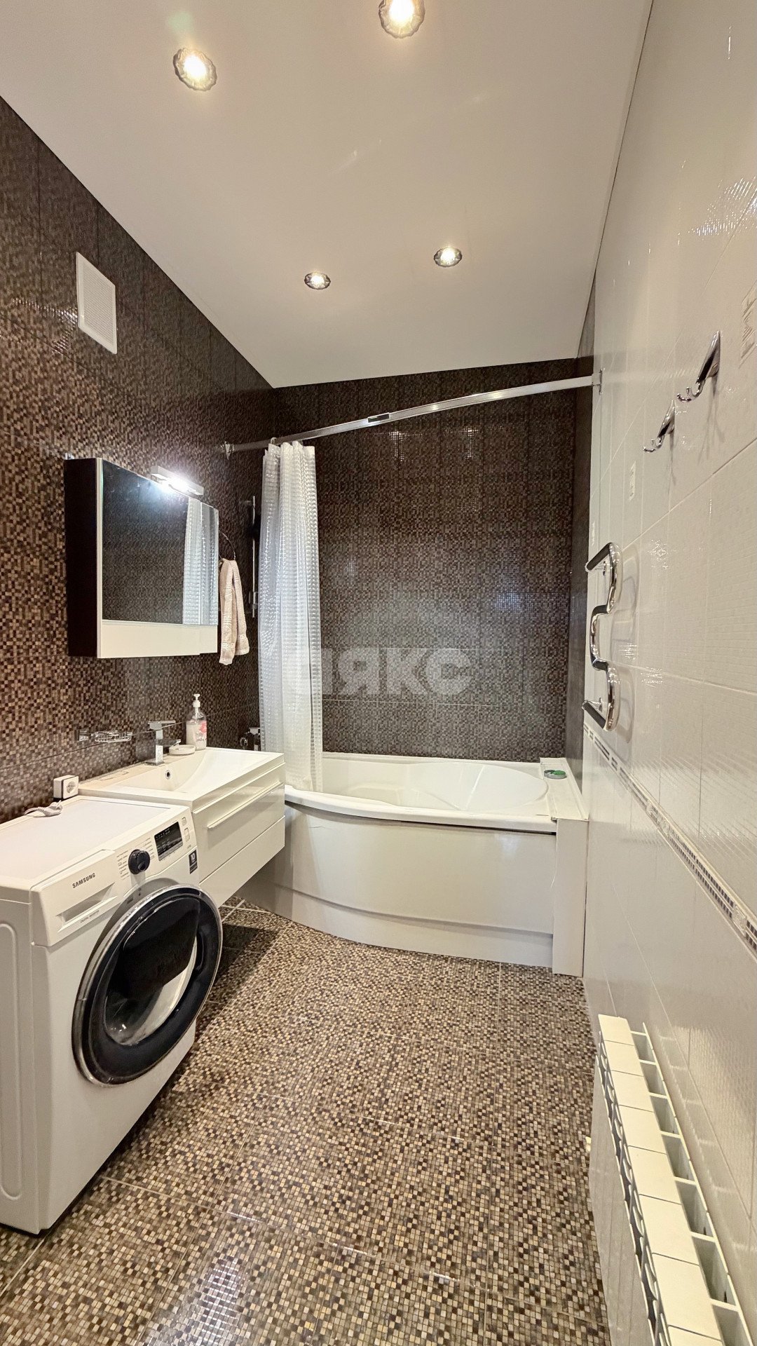 Фото №18: 3-комнатная квартира 104 м² - Армавир, ул. Ефремова, 107