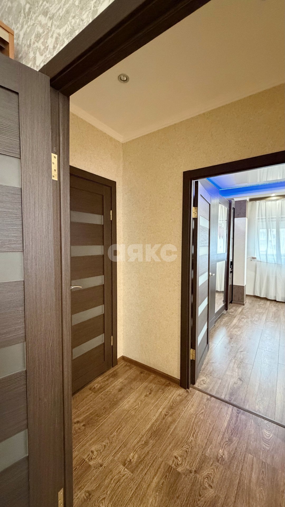 Фото №27: 3-комнатная квартира 104 м² - Армавир, ул. Ефремова, 107